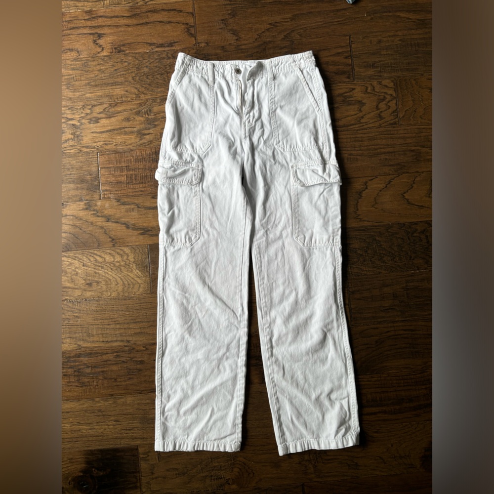 zara cargos